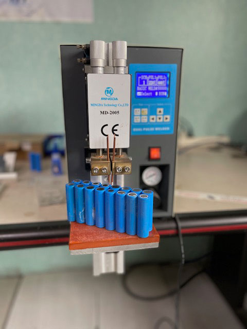 photo-soudeuse-reconditionnement-batterie